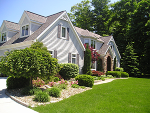 Landscapers and Lawncare Services in Largo, FL